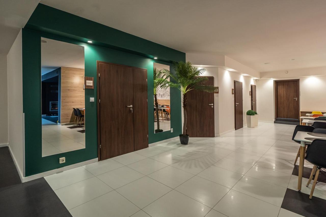 Kelman Inn Global Nowa Sol Exterior foto