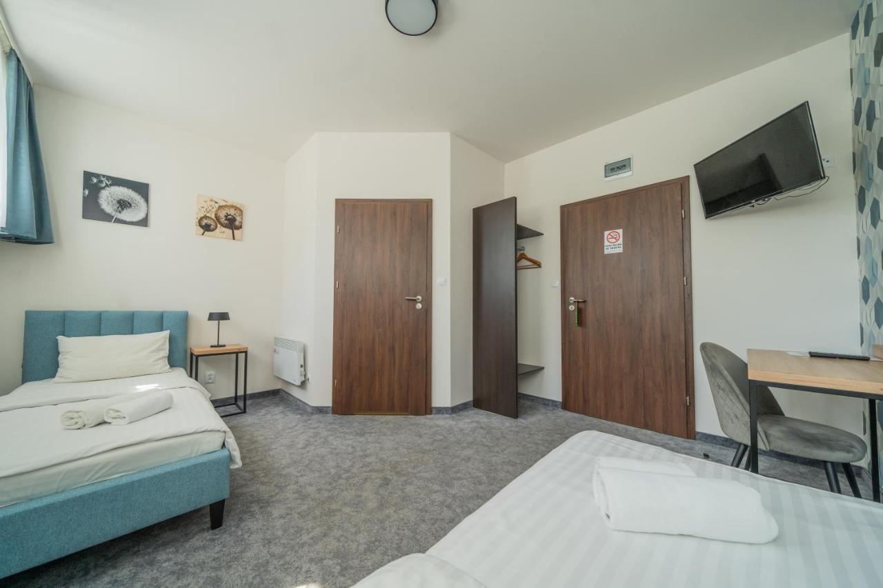 Kelman Inn Global Nowa Sol Exterior foto